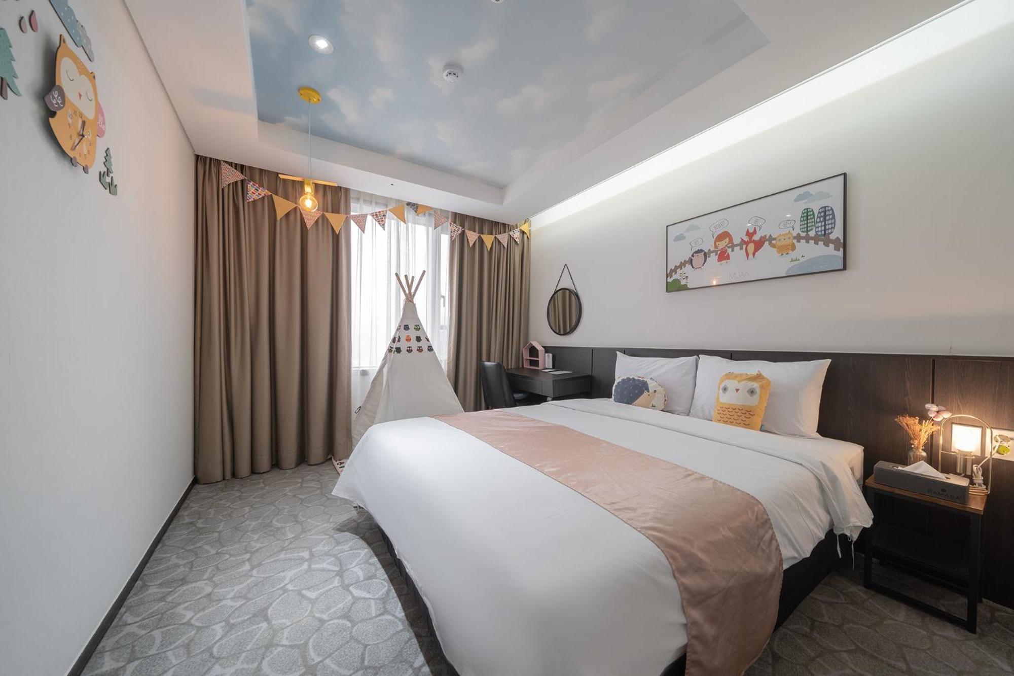Hotel Ramada By Wyndham Yongin Exterior foto